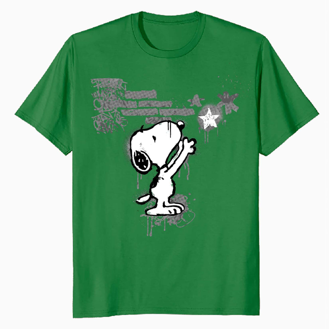 Peanuts Graffiti Snoopy Stencil Star Street Art Retro Urban Official Men's T-Shirt - Green - Urban Species