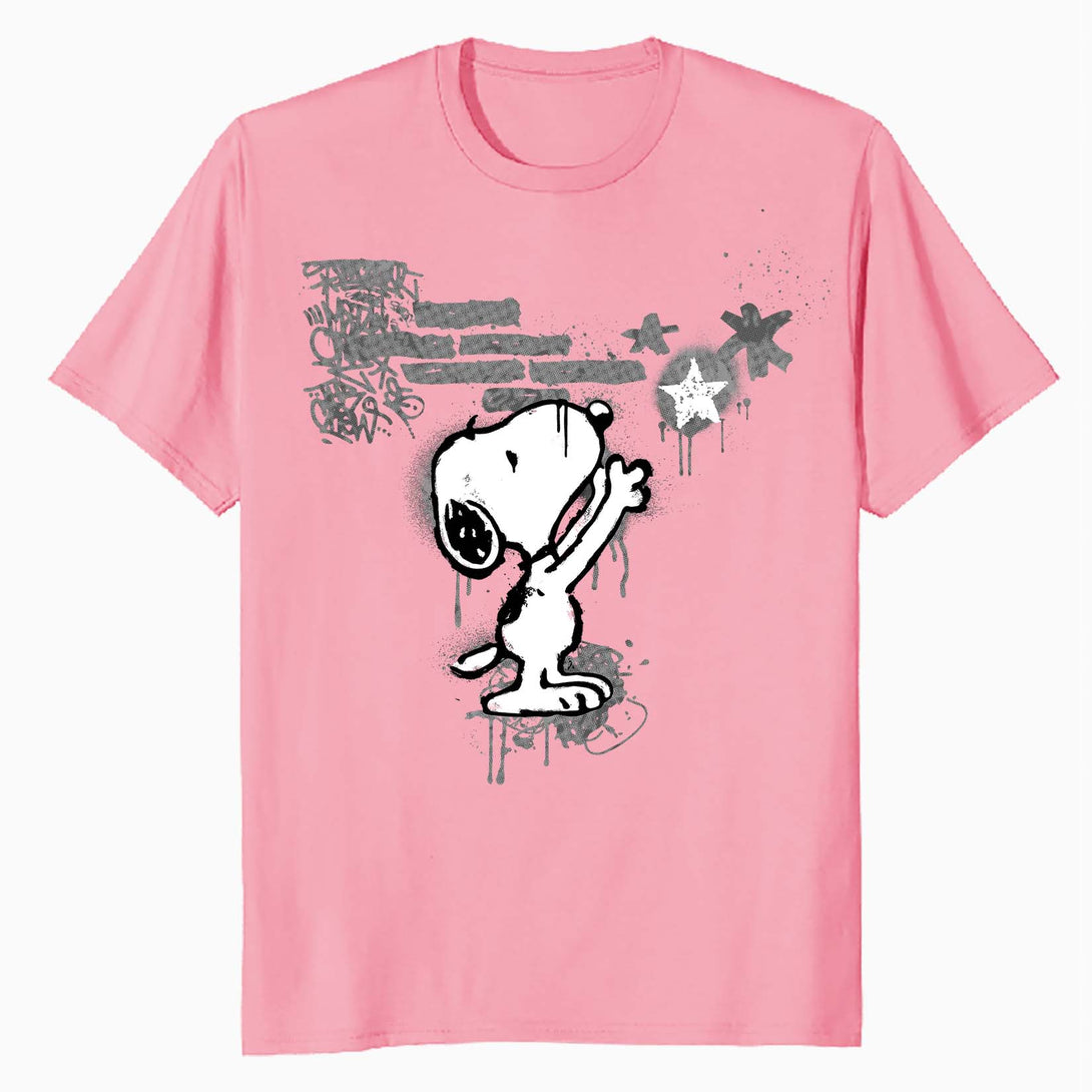 Peanuts Graffiti Snoopy Stencil Star Street Art Retro Urban Official Men's T-Shirt - Pink - Urban Species