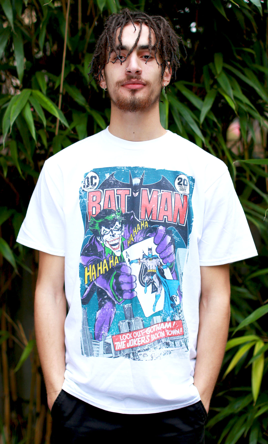 DC Comics Batman Cover 251 Joker Official Men's T-shirt White - Urban Species